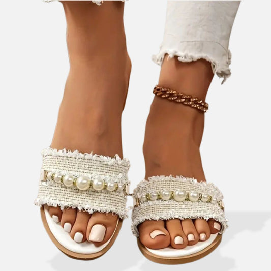 Elara | Women’s Slippers with Rhinestone Details