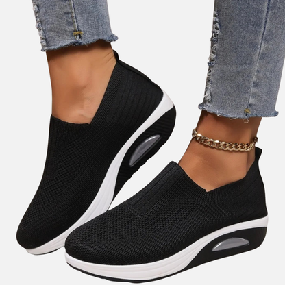 Women's Breathable Knit Slip-On Sneakers