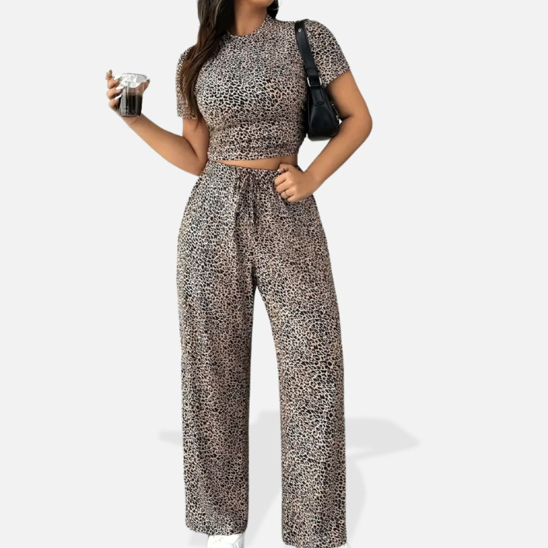 Elara | Women’s Leopard Print 2-Piece Set T-Shirt & Pants